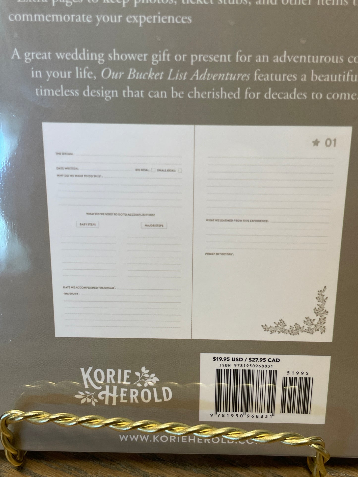 Bucket list adventure journal