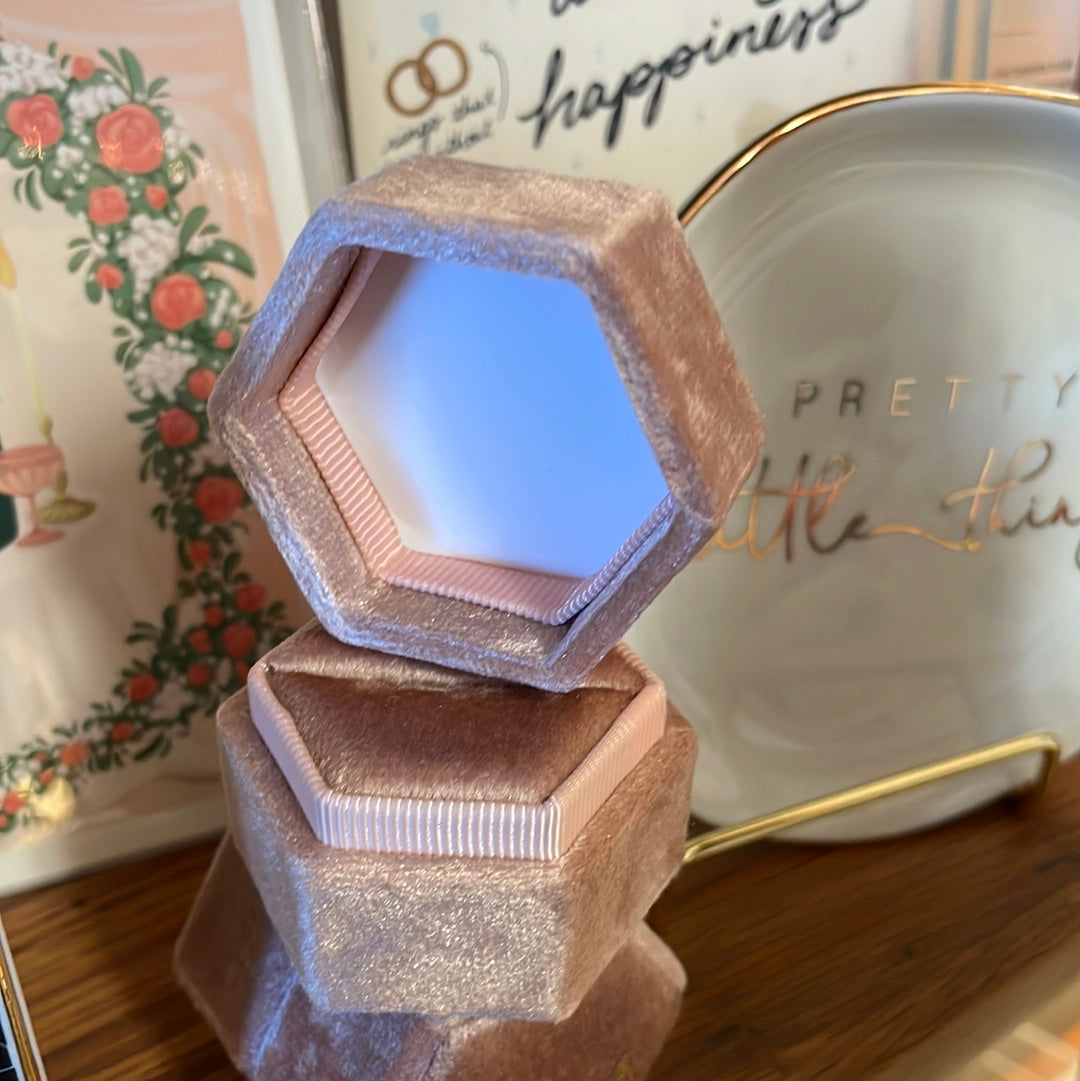 Mrs Ring Box